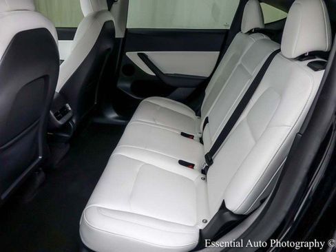 Used 2022 Tesla Model Y Performance AWD/4WD image 14