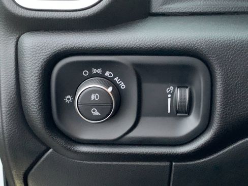 Used 2025 RAM 2500 Big Horn image 30