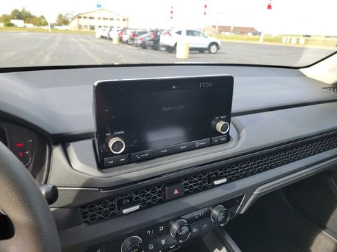 Certified 2023 Honda Accord EX image 32