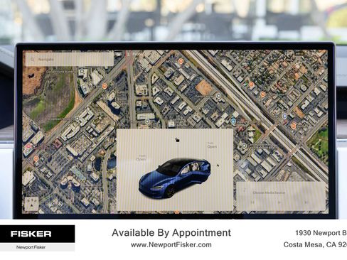 Used 2022 Tesla Model S image 24