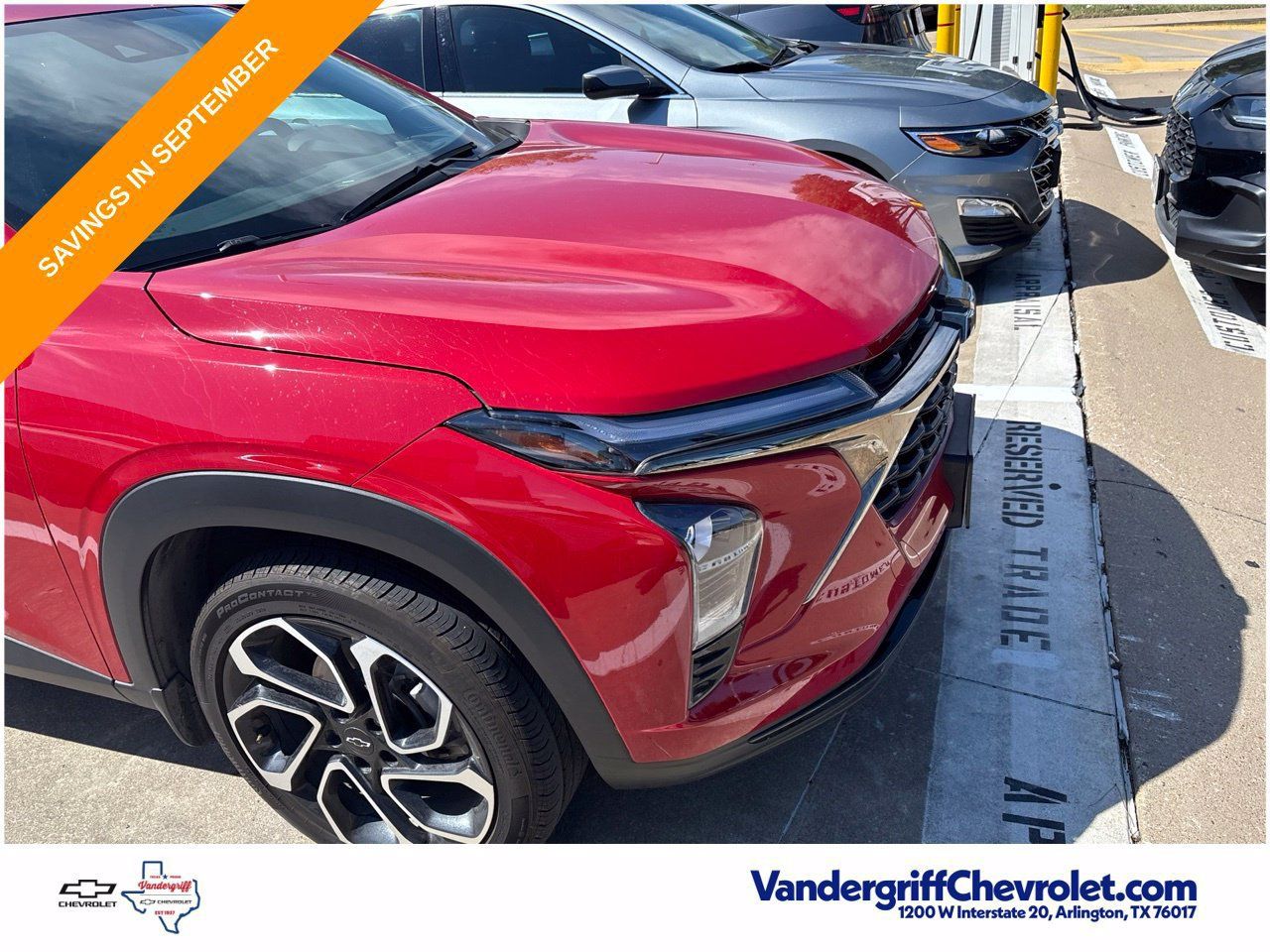 Used 2026 Chevrolet Trax RS w/ Sunroof Package FWD image 4