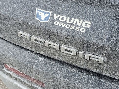 Used 2021 GMC Acadia SLE w/ Driver Convenience Package image 33