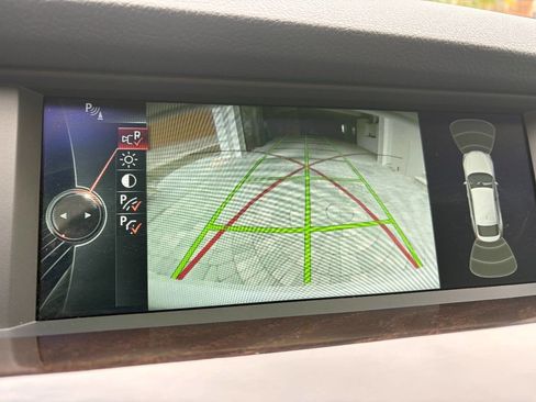 Used 2014 BMW 535i Gran Turismo xDrive w/ Premium Package image 19