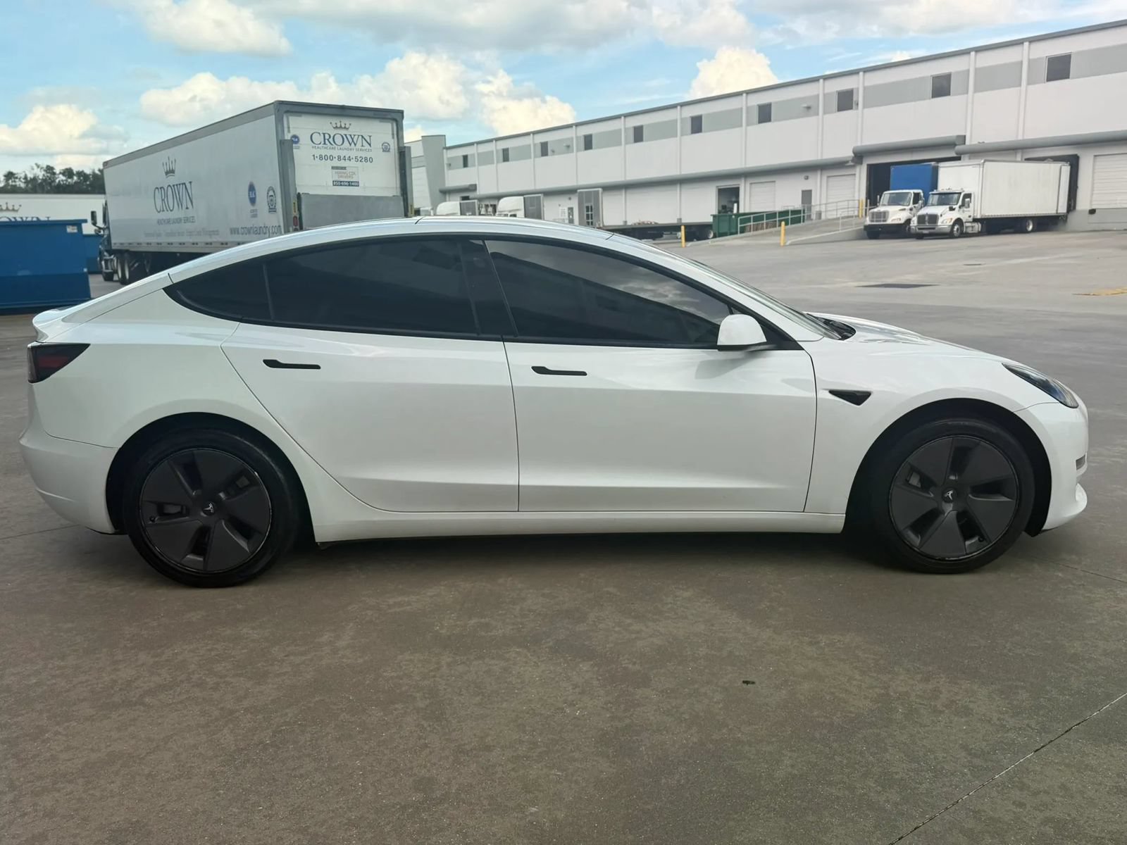 Used 2023 Tesla Model 3 Standard Range RWD image 6