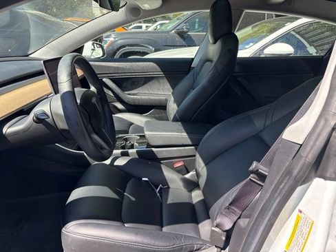 Used 2018 Tesla Model 3 Long Range AWD/4WD image 7