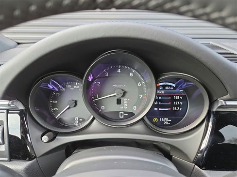 New 2026 Porsche Macan Turbo image 10