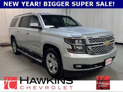 Used 2017 Chevrolet Suburban LT w/ LT Signature Package