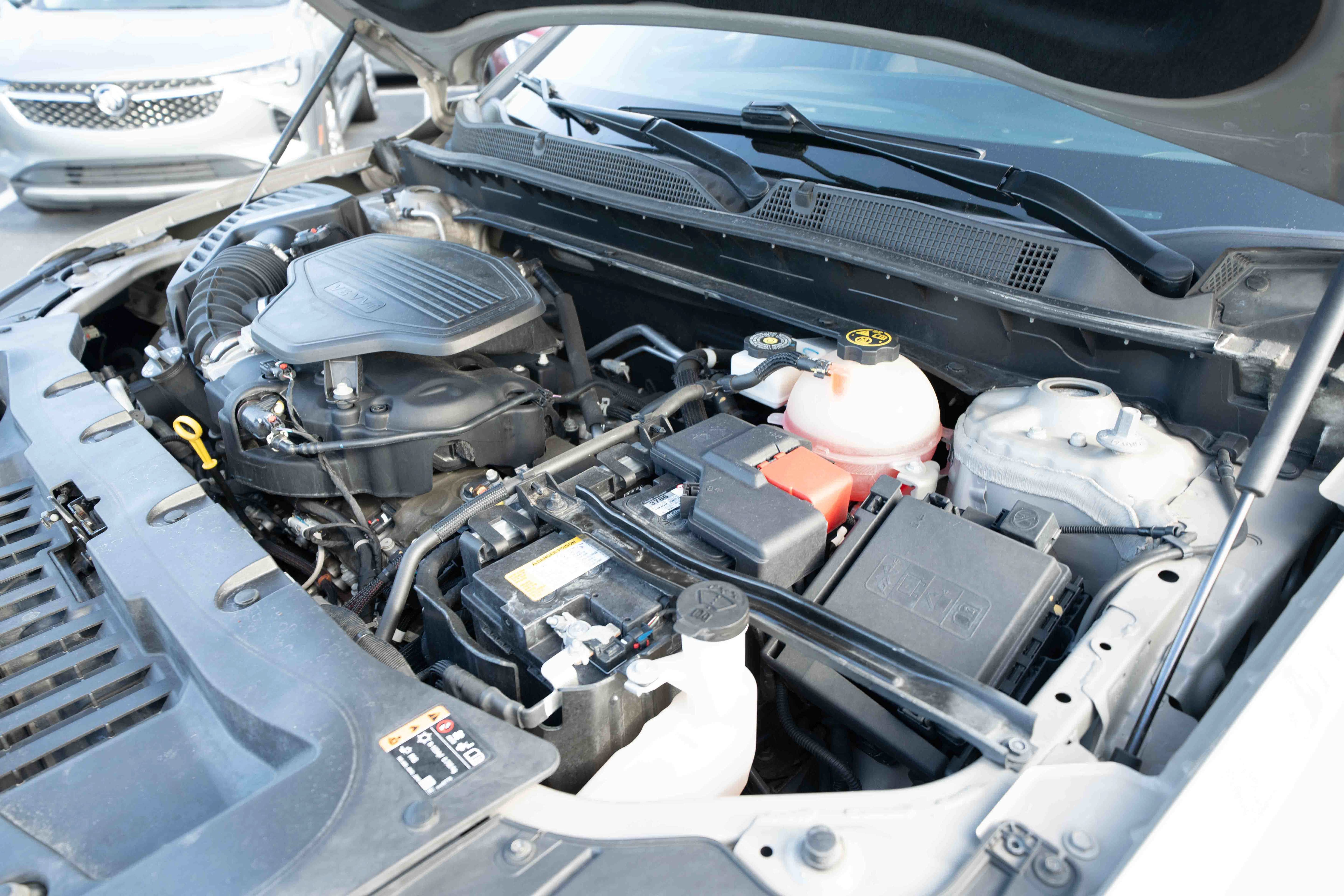Used 2021 Chevrolet Blazer Premier w/ Driver Confidence II Package FWD image 34