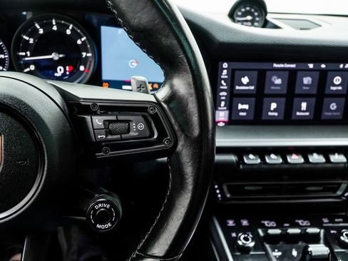 Used 2020 Porsche 911 Carrera S image 32