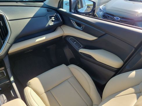 Certified 2025 Subaru Ascent Limited image 16