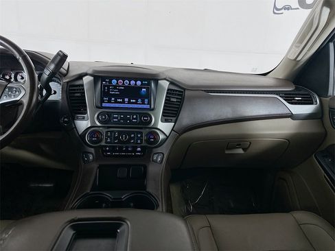 Used 2018 Chevrolet Tahoe LT image 29