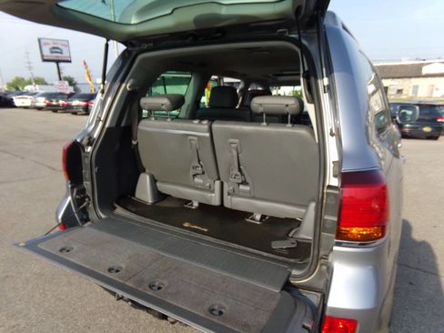 Used 2008 Lexus LX 570 4WD image 24