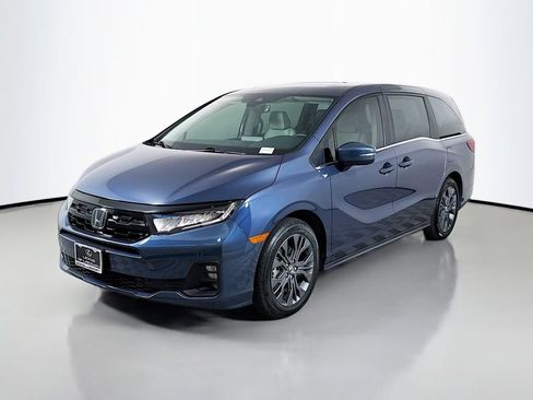 Used 2025 Honda Odyssey Touring image 1