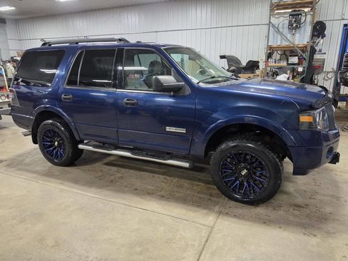 Used 2008 Ford Expedition XLT AWD/4WD image 7