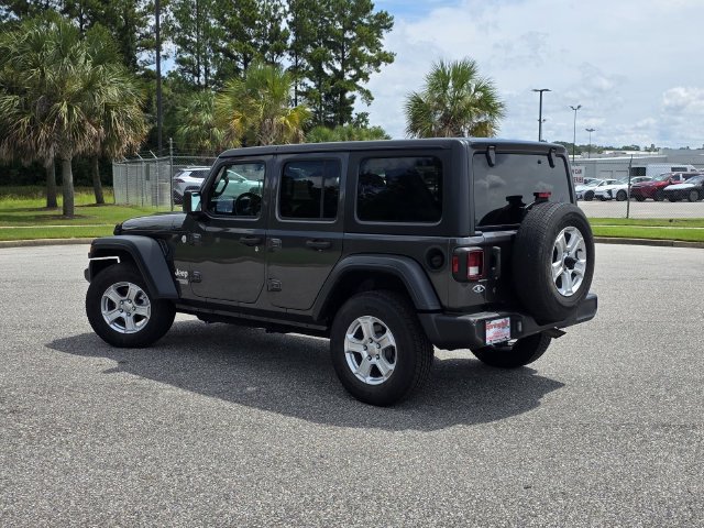 Used 2018 Jeep Wrangler Unlimited Sport S AWD/4WD image 4