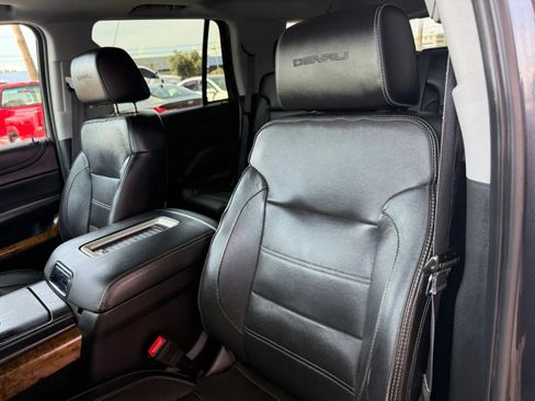 Used 2016 GMC Yukon Denali w/ Open Road Package AWD/4WD image 43