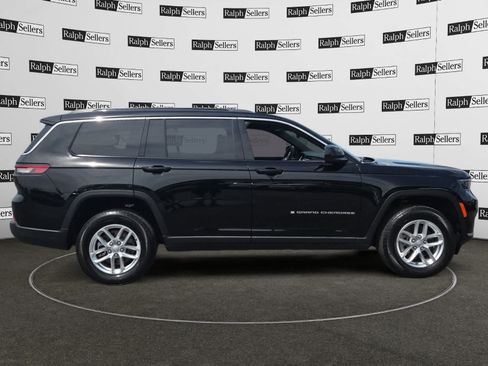 Certified 2025 Jeep Grand Cherokee L Laredo RWD image 6
