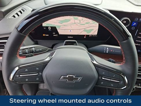 Used 2026 Chevrolet Traverse RS w/ LPO, Floor Liner Package AWD/4WD image 4