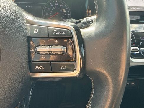 Used 2023 Kia Sorento S AWD/4WD image 28