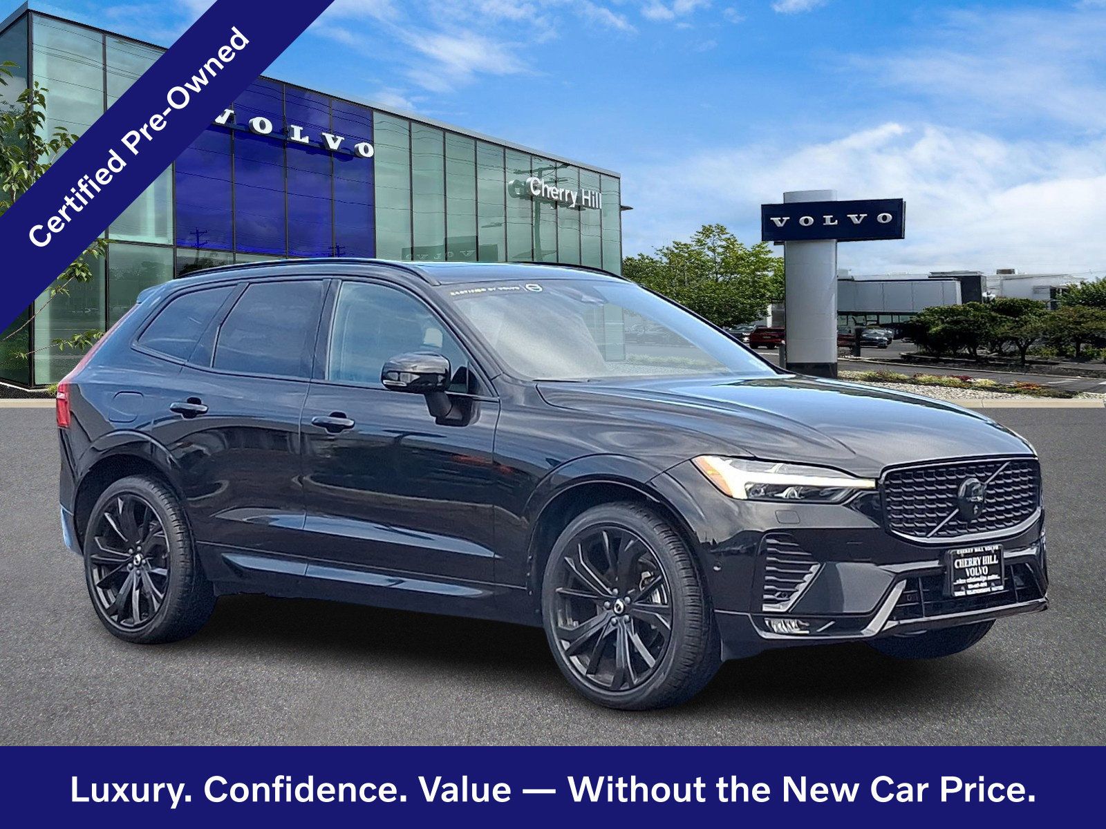 Certified 2024 Volvo XC60 B5 Ultimate w/ Climate Package AWD/4WD image 1