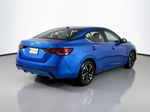 Used 2024 Nissan Sentra SV FWD image 5