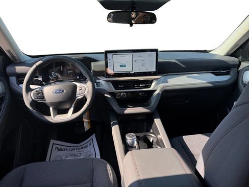 New 2026 Ford Explorer Active RWD image 12