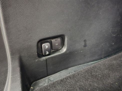 Used 2019 Ford Edge SEL w/ Equipment Group 201A FWD image 39