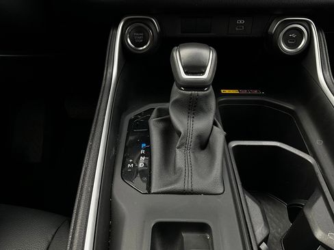 Used 2025 Toyota Grand Highlander FWD image 26