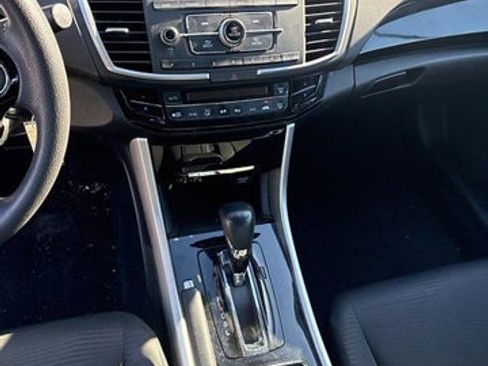 Used 2017 Honda Accord LX image 12