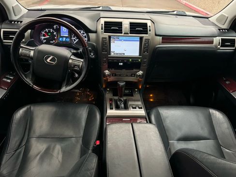 Used 2018 Lexus GX 460 image 12
