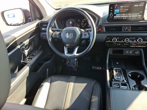 Used 2023 Honda Pilot EX-L image 10