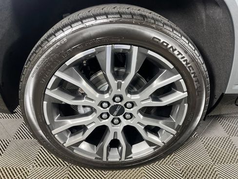 Certified 2026 GMC Acadia Denali Ultimate w/ LPO, Floor Liner Package FWD image 16