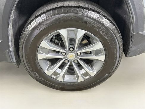 Used 2025 Chevrolet Equinox LT AWD/4WD image 32