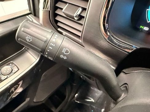 Used 2023 Ford F150 Lariat w/ Equipment Group 502A High AWD/4WD image 29