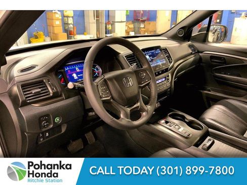 Used 2022 Honda Pilot TrailSport image 13