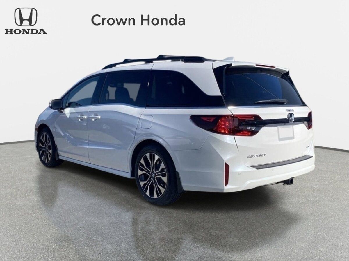 New 2026 Honda Odyssey Elite image 2