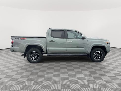 Used 2023 Toyota Tacoma TRD Sport w/ Advanced Technology Package image 8