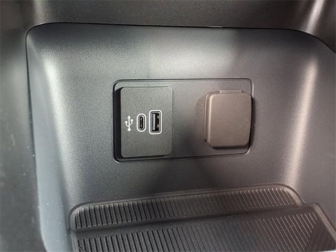 New 2026 Ford Explorer Active image 14