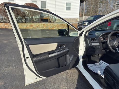 Used 2016 Subaru Crosstrek 2.0i Premium image 15