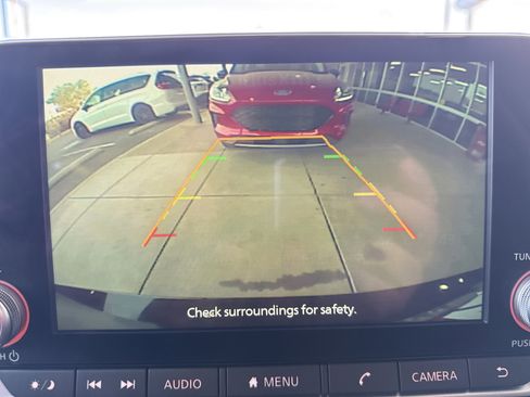 Used 2023 Nissan Sentra SV image 24