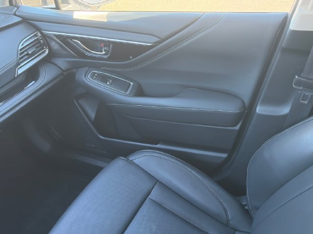 Used 2020 Subaru Outback Limited AWD/4WD image 16