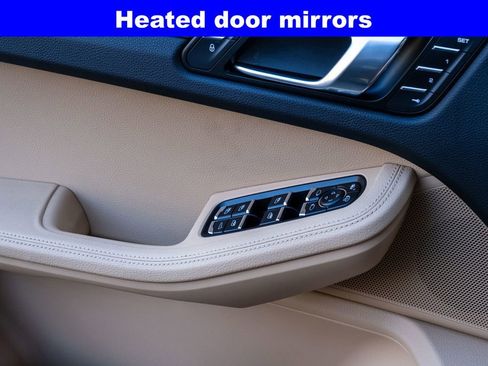 Used 2018 Porsche Macan image 13