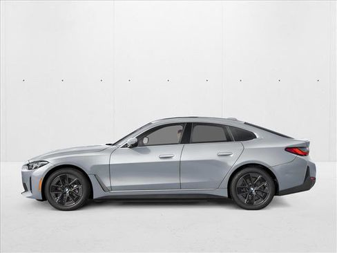 New 2026 BMW i4 eDrive40 RWD image 3