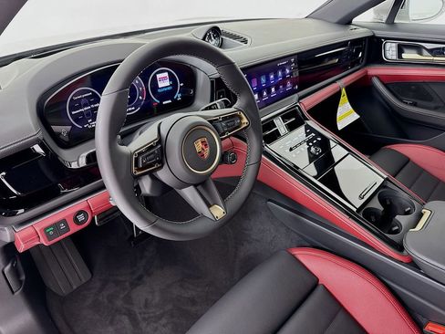 New 2026 Porsche Panamera RWD image 4