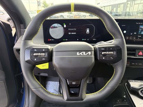Used 2025 Kia EV6 GT image 8