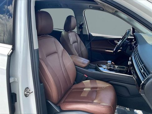 Used 2018 Audi Q7 3.0T Prestige AWD/4WD image 9