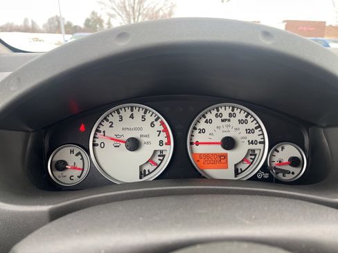 Used 2015 Nissan Frontier Desert Runner image 7