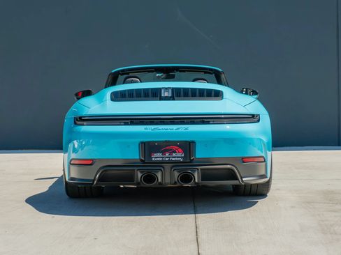 Used 2025 Porsche 911 Carrera 4 GTS AWD/4WD image 9