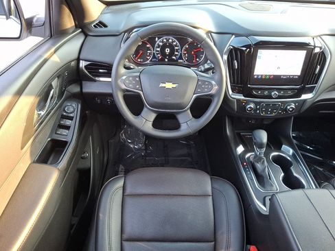 Used 2024 Chevrolet Traverse High Country FWD image 12