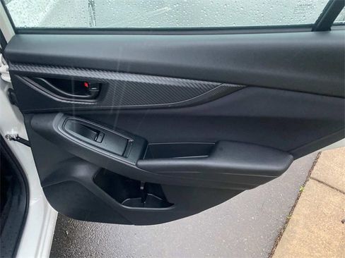 Used 2019 Subaru Impreza 2.0i w/ Eyesight image 33